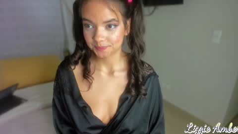 lizzieamber online show from 12.29.24