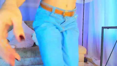 Snapshot of lizzy_kane chatting on 05.24.26 lizzy_kane online show from 05.24.26