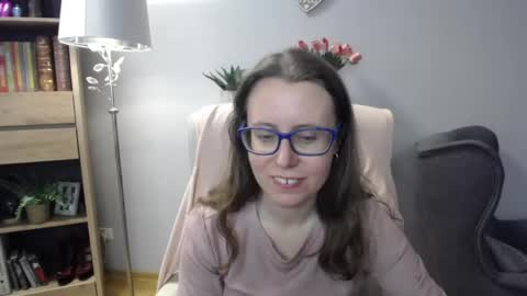 Lizzy online show from 03.25.26