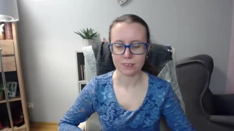 Lizzy online show from 04.15.26