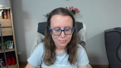 Snapshot of lizzy_sparkle chatting on 05.06.26 Lizzy online show from 05.06.26