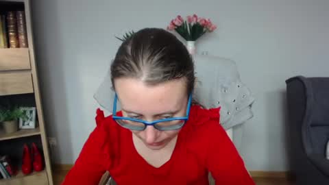 Snapshot of lizzy_sparkle chatting on 05.18.26 Lizzy online show from 05.18.26