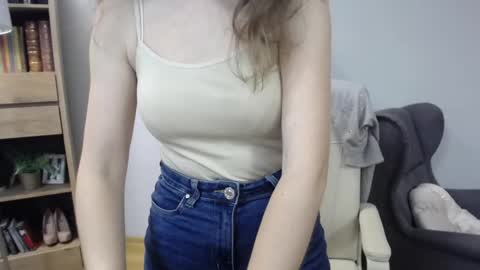 Snapshot of lizzy_sparkle chatting on 05.21.26 Lizzy online show from 05.21.26
