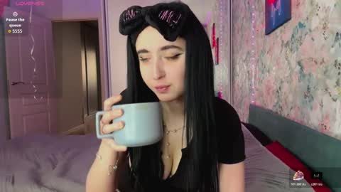 Lizzy 3 online show from 03.18.26