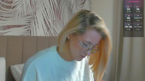 Snapshot of lizzysin chatting on 05.05.26 lizzysin online show from 05.05.26