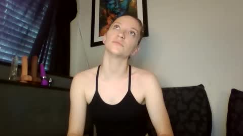 Lizzie Vonn online show from 04.08.26