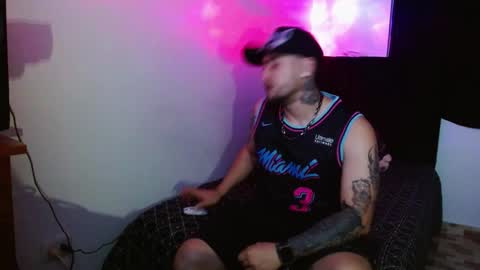 lliamm 2 online show from 11.17.25