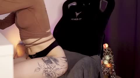 Mila online show from 06.14.26