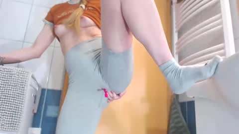 Eliza and  Betty online show from 02.19.25