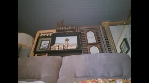 Lo82 online show from 02.10.26