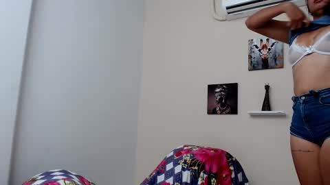 Snapshot of loaizacrazy18 chatting on 03.09.26 LOAIZA online show from 03.09.26