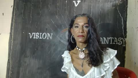 LA LOBA online show from 01.06.25