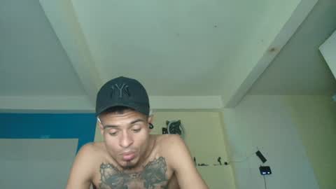 Snapshot of lobo_cockk chatting on 06.16.26 edwin online show from 06.16.26