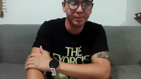 Snapshot of lobomx19 chatting on 06.22.26 Lobo online show from 06.22.26