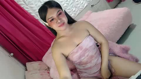 Snapshot of lobotara69 chatting on 02.11.25 Thea online show from 02.11.25