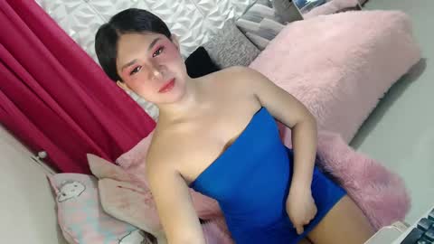 Snapshot of lobotara69 chatting on 03.08.25 Thea online show from 03.08.25