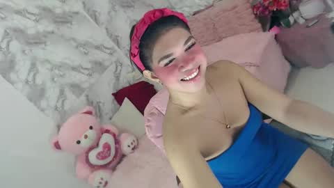 Snapshot of lobotara69 chatting on 11.24.25 Thea online show from 11.24.25