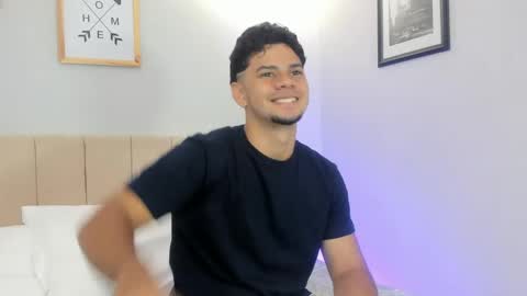 Snapshot of logan_9_ chatting on 05.24.26 logan online show from 05.24.26