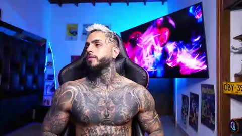 logan_hugh8 online show from 03.06.26