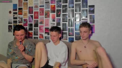 Snapshot of logan_mett chatting on 10.02.25 Logan online show from 10.02.25