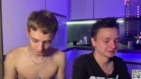 Snapshot of logan_mett chatting on 10.18.25 Logan online show from 10.18.25