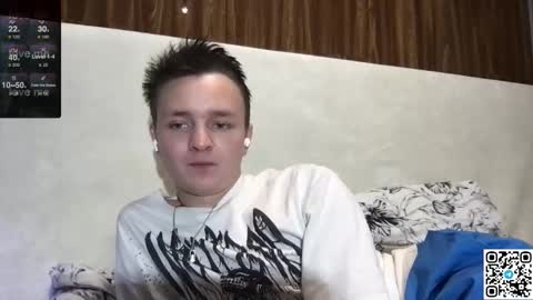 Snapshot of logan_mett chatting on 10.28.25 Logan online show from 10.28.25