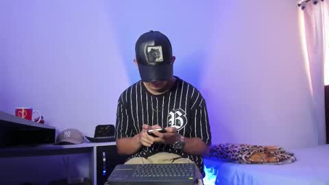 Snapshot of logan_morris777 chatting on 02.07.25 Logan morris online show from 02.07.25