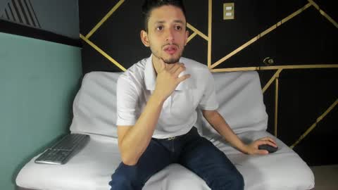 Logan Rogers online show from 10.06.25