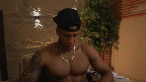 logan_varela online show from 11.06.25