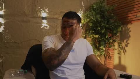 logan_varela online show from 11.16.25