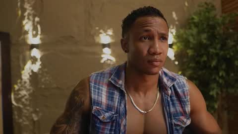 logan_varela online show from 11.20.25