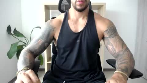 Snapshot of loganhod chatting on 06.21.26 Logan Wolfp online show from 06.21.26