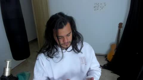 Snapshot of loganhot22 chatting on 06.01.26 Logan online show from 06.01.26