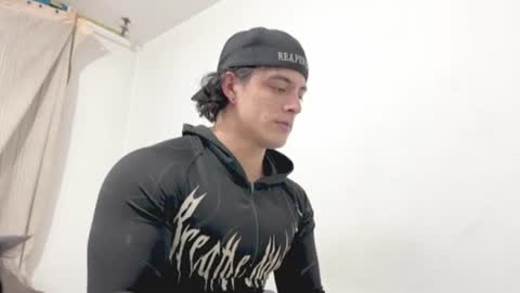 Snapshot of logann_x3 chatting on 06.17.26 Logan online show from 06.17.26