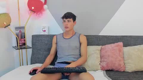 loganoficialx online show from 12.21.24