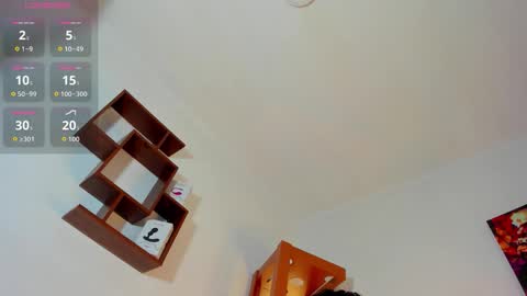 logantwink18 online show from 11.27.25