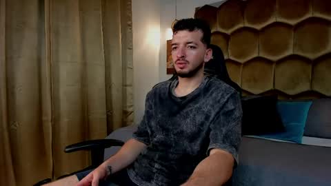 Logan Wolf online show from 04.05.26