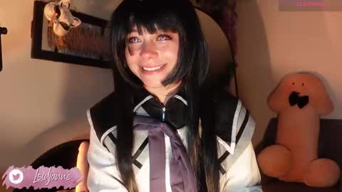 Janne Miller 9pm to 3am GMT-5 online show from 10.31.25