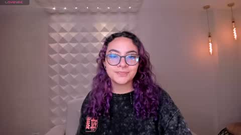 Snapshot of loiseharper chatting on 06.14.26 Loise online show from 06.14.26