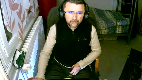 Snapshot of lokoum39 chatting on 12.10.24 lokoum39 online show from 12.10.24