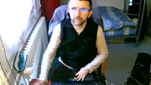 Snapshot of lokoum39 chatting on 12.11.24 lokoum39 online show from 12.11.24