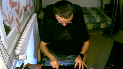 Snapshot of lokoum39 chatting on 12.29.24 lokoum39 online show from 12.29.24