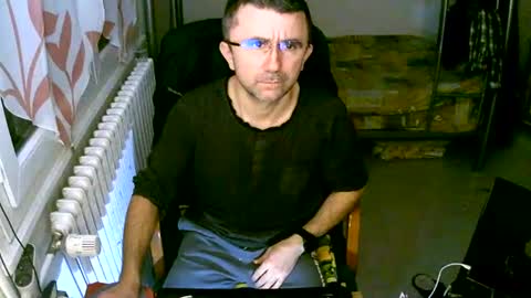 Snapshot of lokoum39 chatting on 02.05.25 lokoum39 online show from 02.05.25