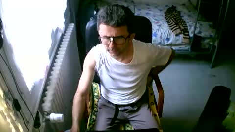 Snapshot of lokoum39 chatting on 11.01.25 lokoum39 online show from 11.01.25