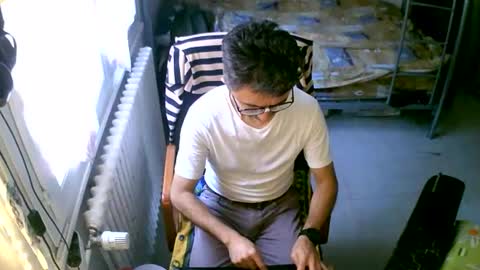 Snapshot of lokoum39 chatting on 11.19.25 lokoum39 online show from 11.19.25