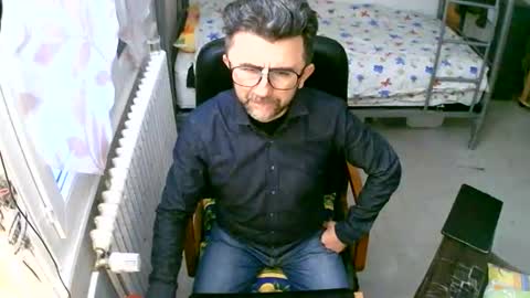 Snapshot of lokoum39 chatting on 02.01.26 lokoum39 online show from 02.01.26