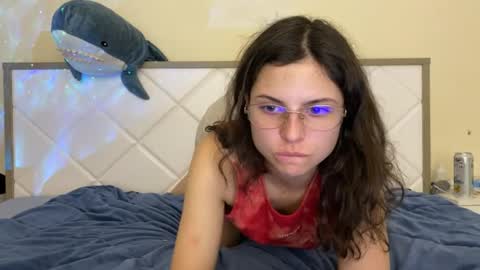 Snapshot of lola_aspis chatting on 10.01.25 lola_aspis online show from 10.01.25