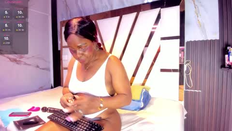 Lola online show from 04.08.26