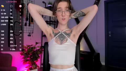 Lola online show from 03.04.25