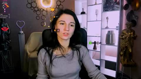 Snapshot of lola_sun12 chatting on 11.27.25 lola_sun12 online show from 11.27.25